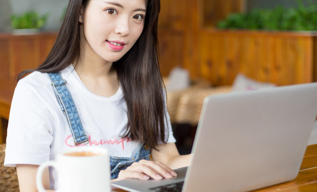 小學教師年度個人工作述職報告