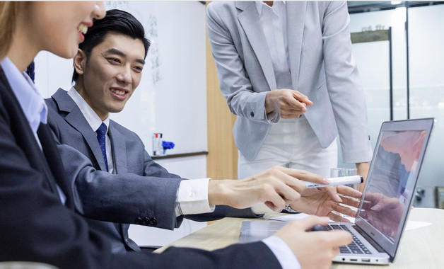 某有色金屬有限責(zé)任公司總經(jīng)理年度工作報告
